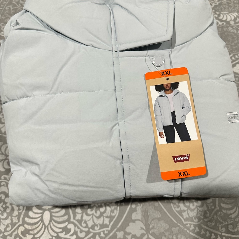 Levi Puffer Jacket in light blue